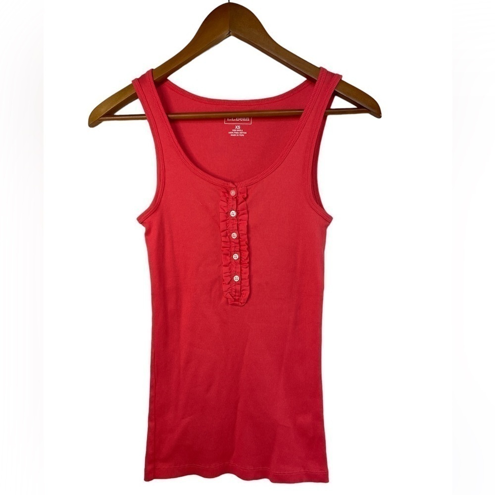 LL BEAN ribbed tank with ruffles